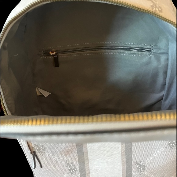 NWT, beautiful and spacious white leather Ralph Lauren; Polo backpack - Picture 2 of 3